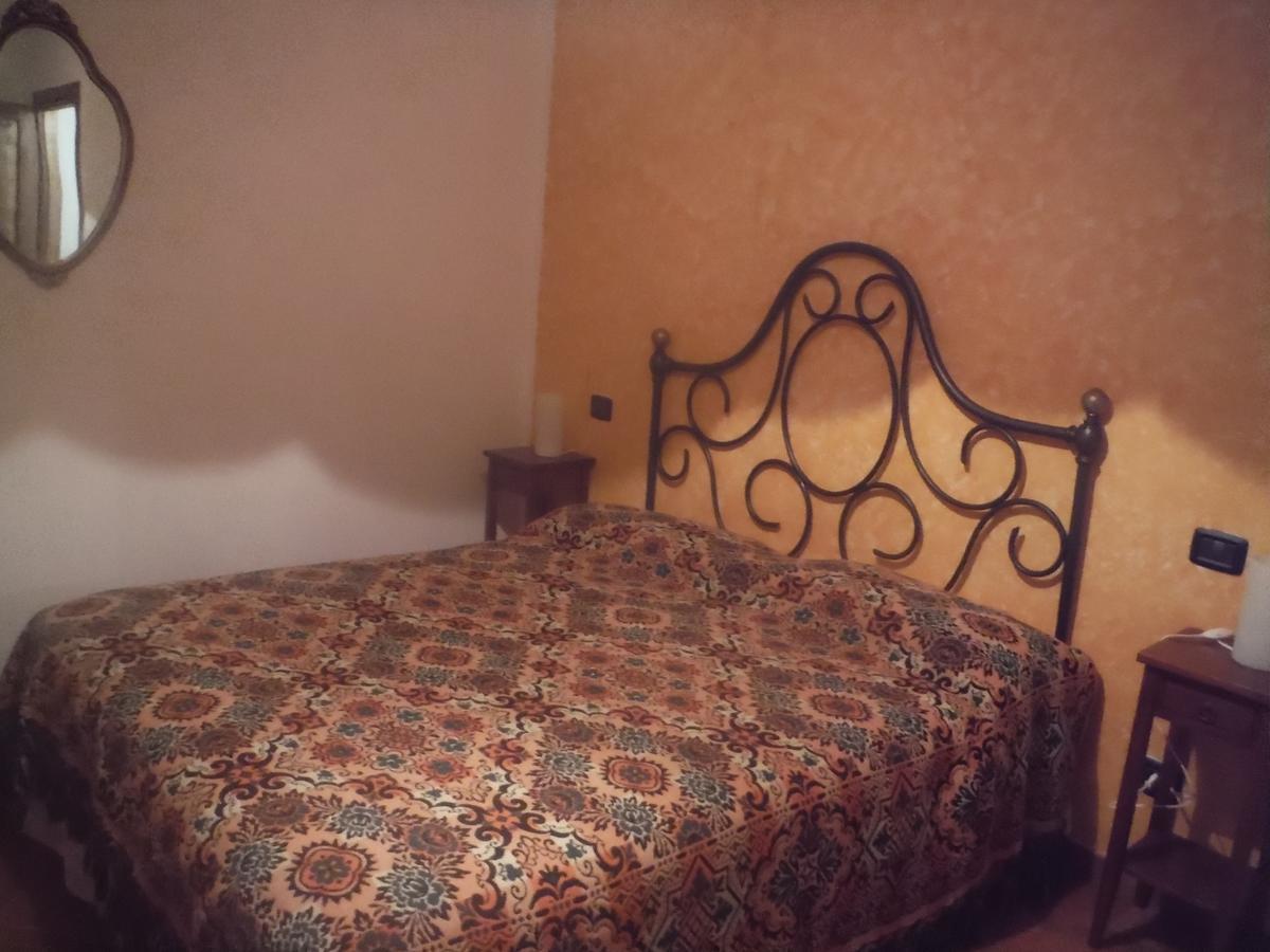 Agriturismo Santa Adriana Volterra Kamer foto
